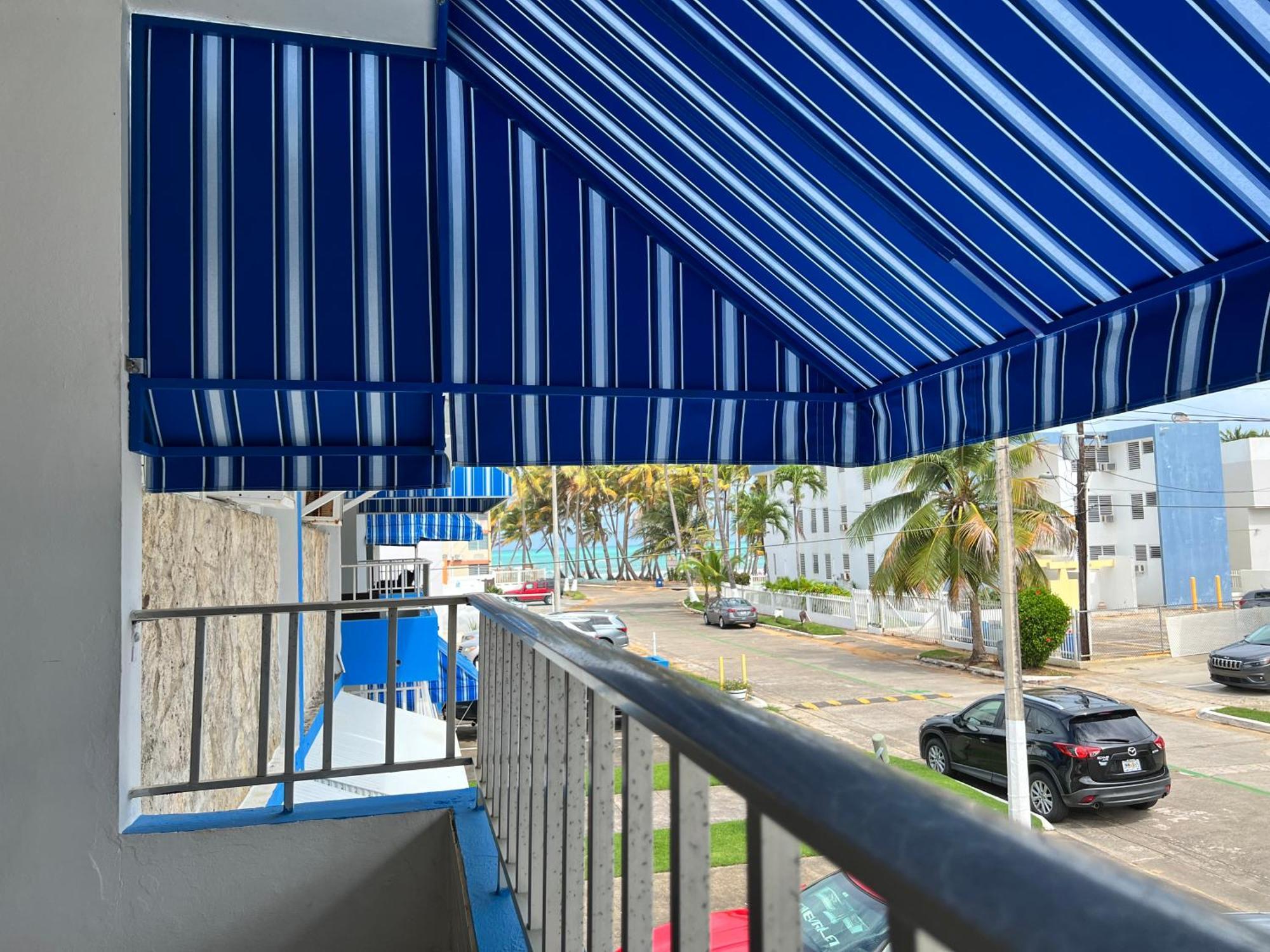 Oceanview Apartment Steps To The Beach Luquillo Kültér fotó